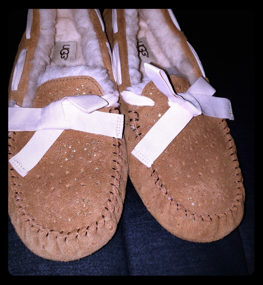 Womens Ugg Wool Lined Slipper Moccasins